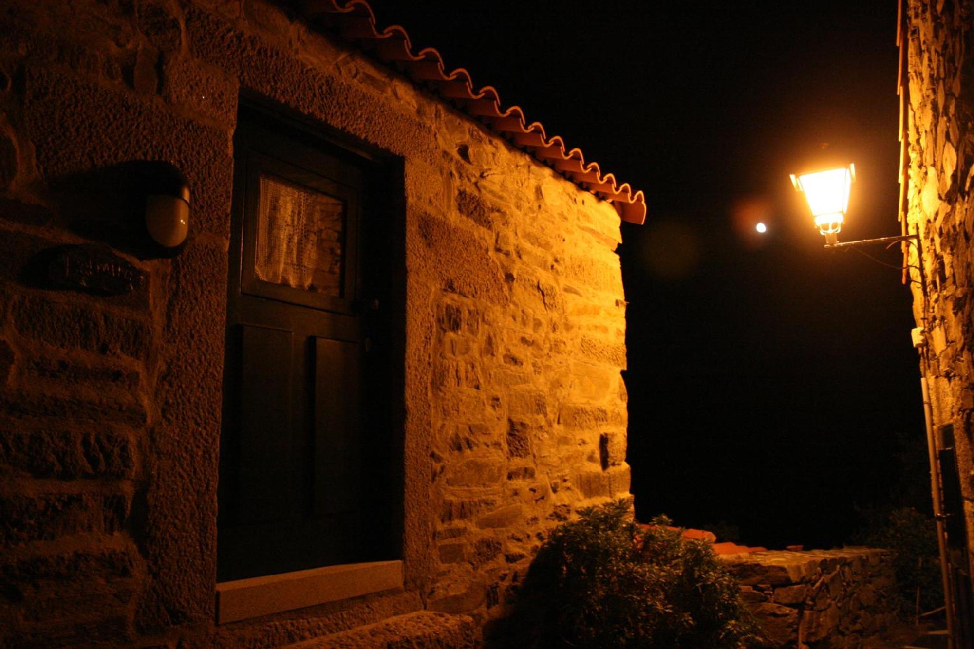 בית הארחה וילה נובה דה פוז קואה 	Bairro Do Casal - Turismo D'Aldeia חדר תמונה