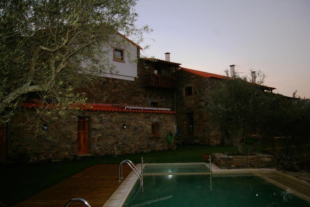 בית הארחה וילה נובה דה פוז קואה 	Bairro Do Casal - Turismo D'Aldeia חדר תמונה
